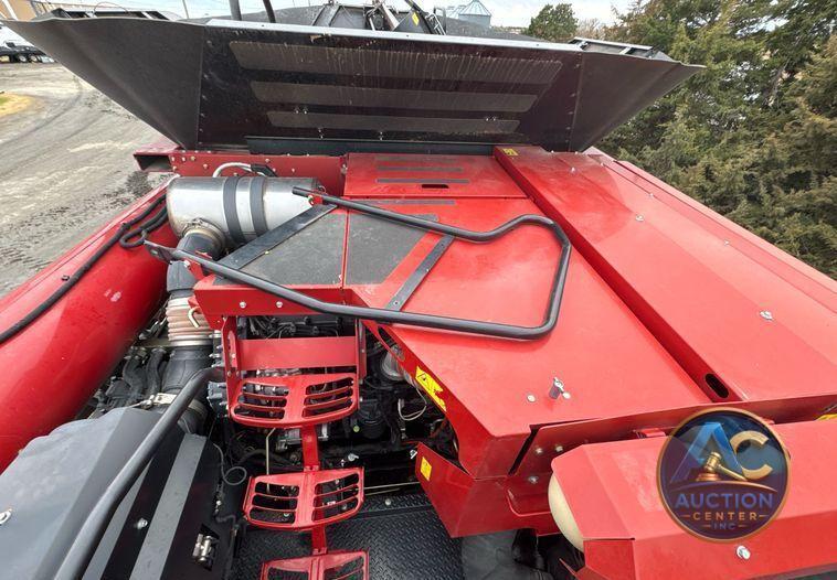 2017 Case IH Axial-Flow 7240  combine