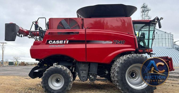 2017 Case IH Axial-Flow 7240  combine