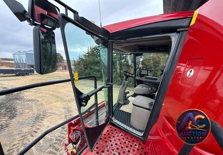 2017 Case IH Axial-Flow 7240  combine