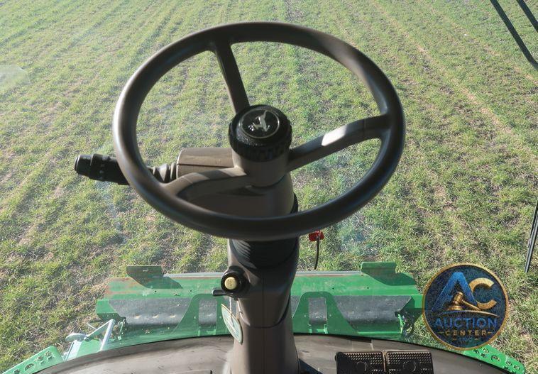 2016 John Deere S670 STS  combine