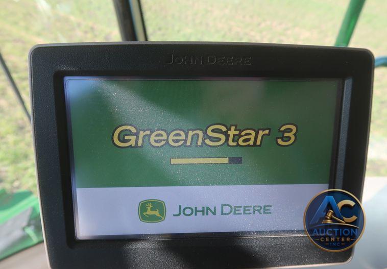 2016 John Deere S670 STS  combine