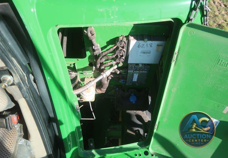 2016 John Deere S670 STS  combine