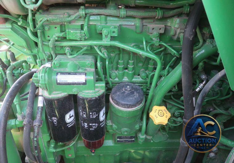 2016 John Deere S670 STS  combine