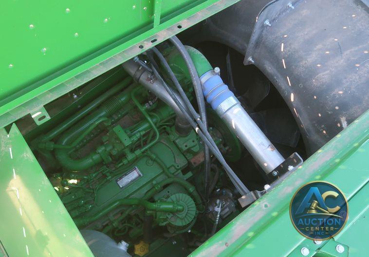 2016 John Deere S670 STS  combine