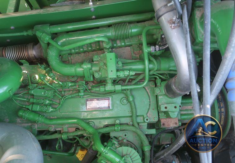 2016 John Deere S670 STS  combine