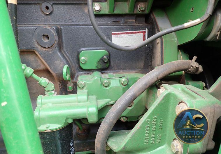 2004 John Deere 9560  combine