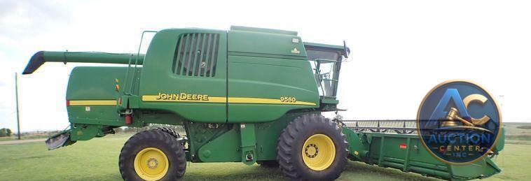 2004 John Deere 9560  combine