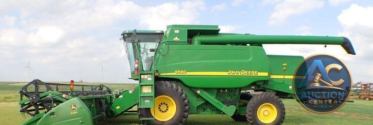 2004 John Deere 9560  combine