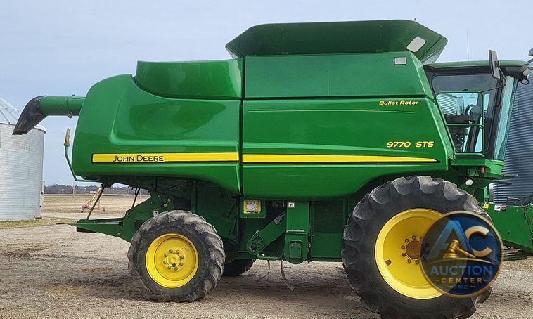 2008 John Deere 9770 STS  RWA combine