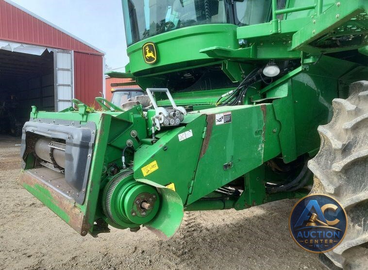 2008 John Deere 9770 STS  RWA combine
