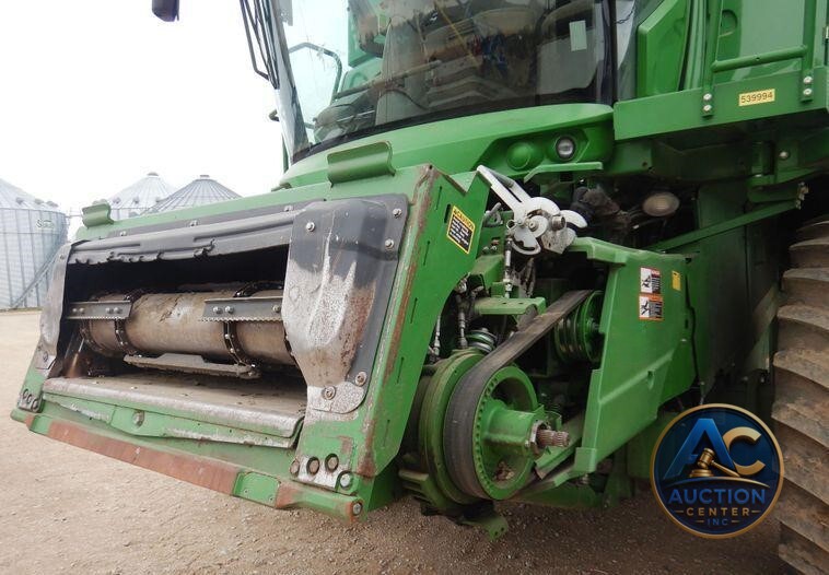 2017 John Deere S680S RWA combine