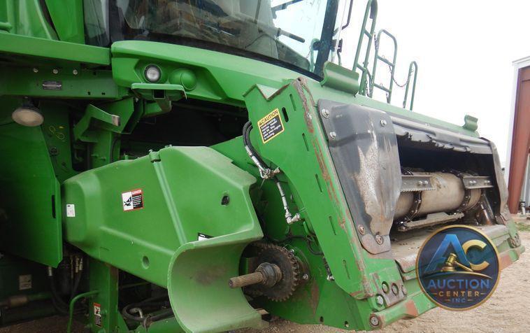 2017 John Deere S680S RWA combine