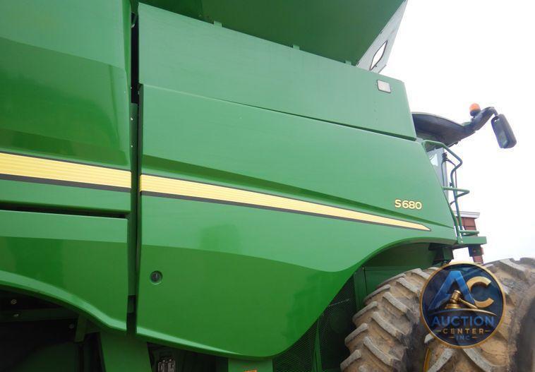 2017 John Deere S680S RWA combine