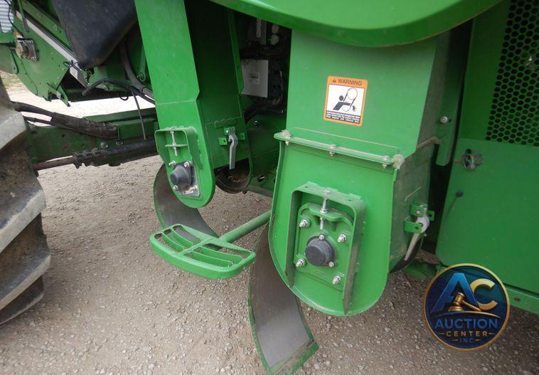 2017 John Deere S680S RWA combine