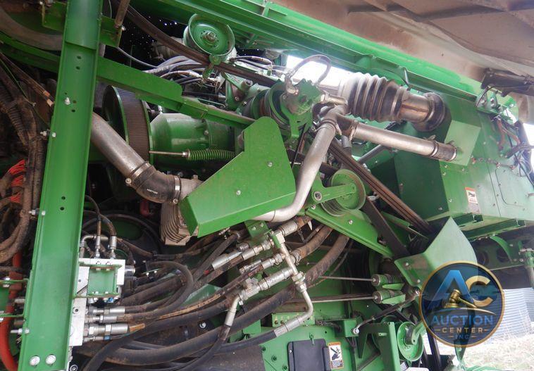 2017 John Deere S680S RWA combine
