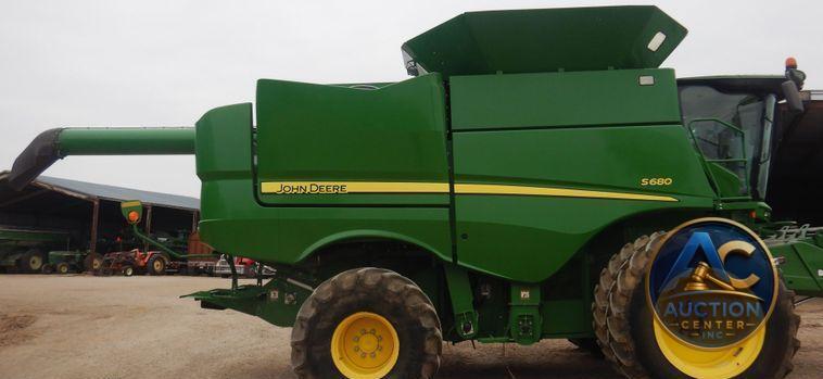 2017 John Deere S680S RWA combine