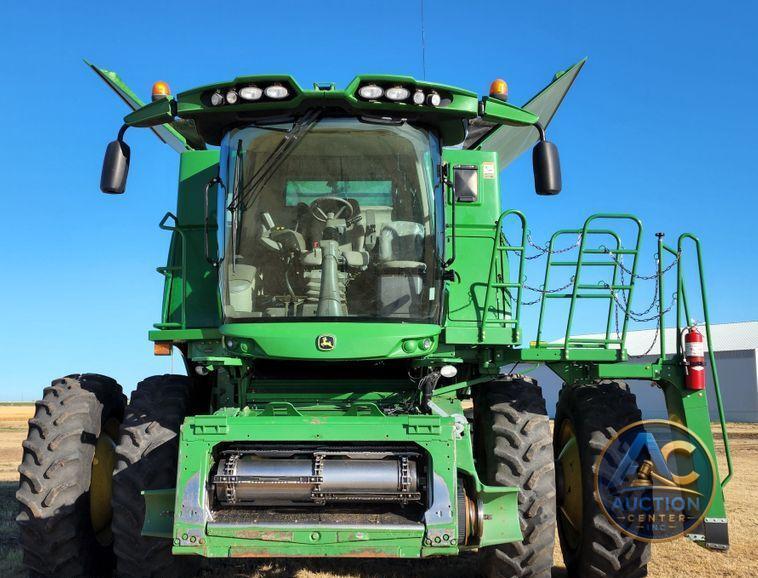2012 John Deere S670