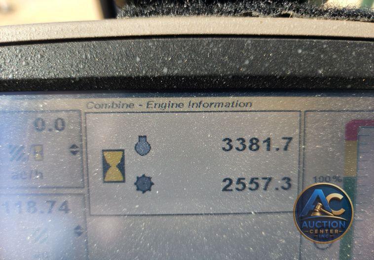 2012 John Deere S670