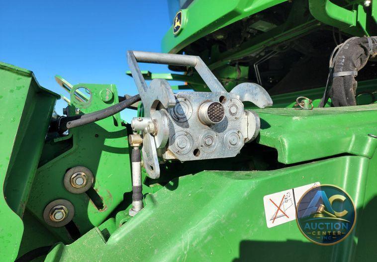2012 John Deere S670