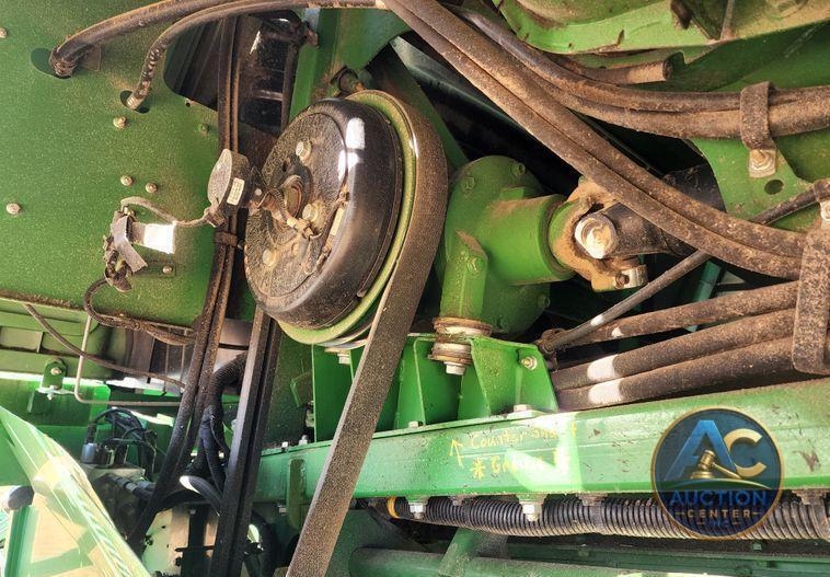 2012 John Deere S670
