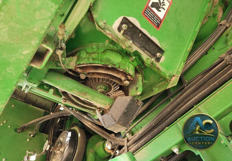 2012 John Deere S670