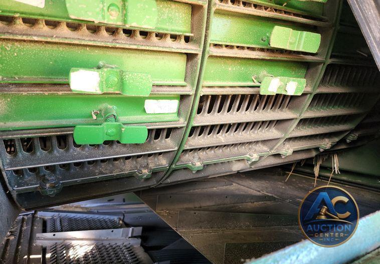 2012 John Deere S670