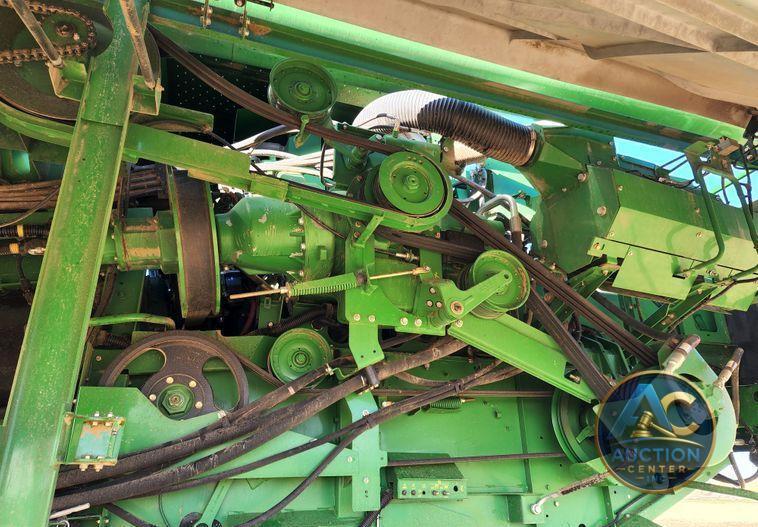 2012 John Deere S670