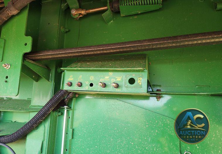 2012 John Deere S670