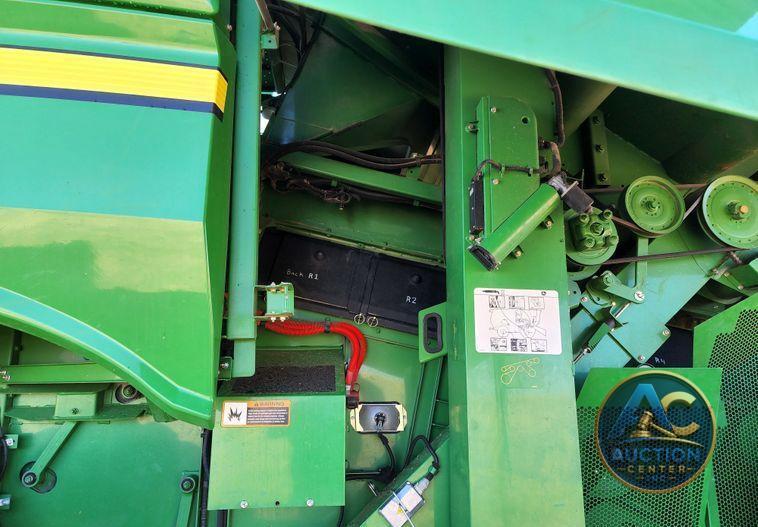 2012 John Deere S670