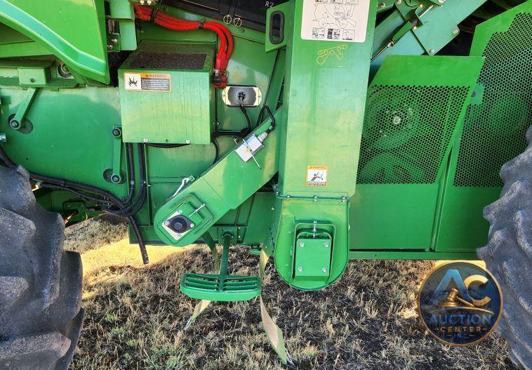 2012 John Deere S670