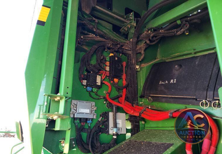 2012 John Deere S670