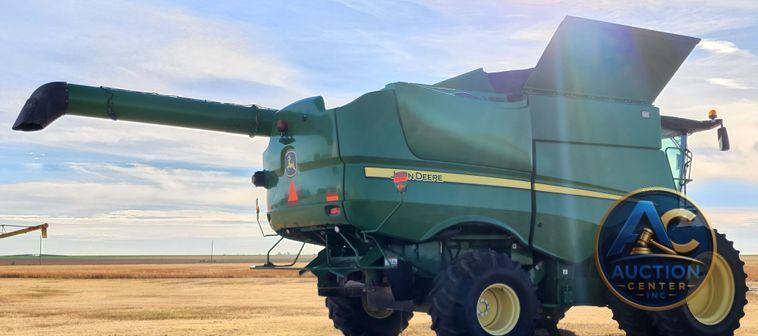 2012 John Deere S670