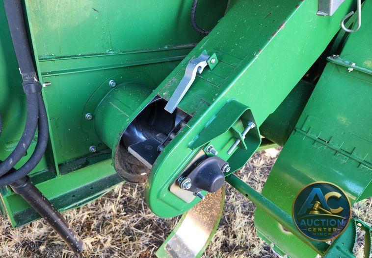 2012 John Deere S670
