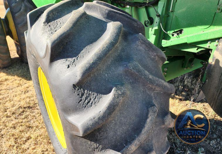 2012 John Deere S670