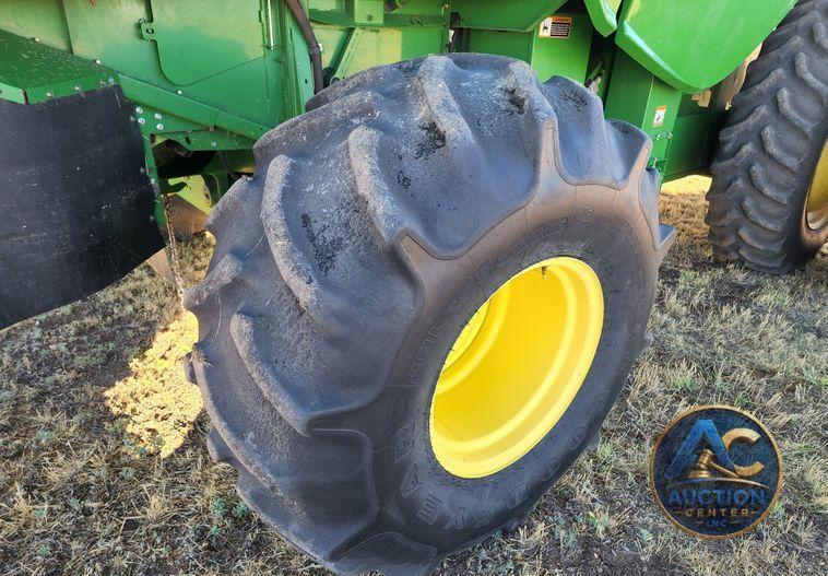 2012 John Deere S670