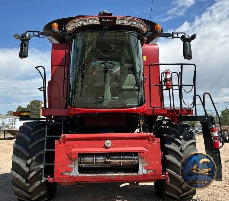 2013 Case IH 7130 AFS combine