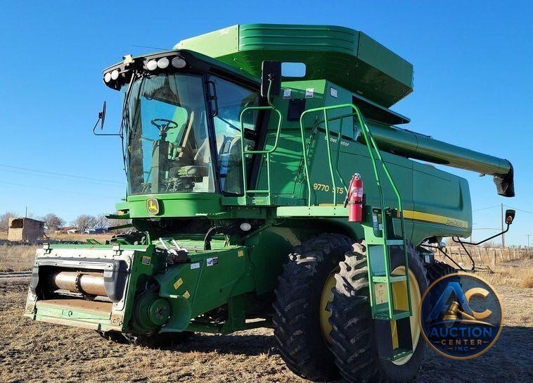 2009 John Deere 9770 STS  combine