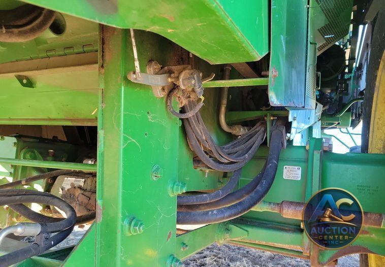 2009 John Deere 9770 STS  combine