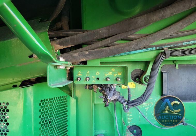 2009 John Deere 9770 STS  combine