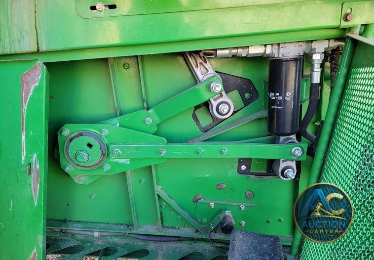 2009 John Deere 9770 STS  combine