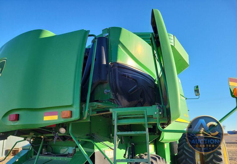 2009 John Deere 9770 STS  combine