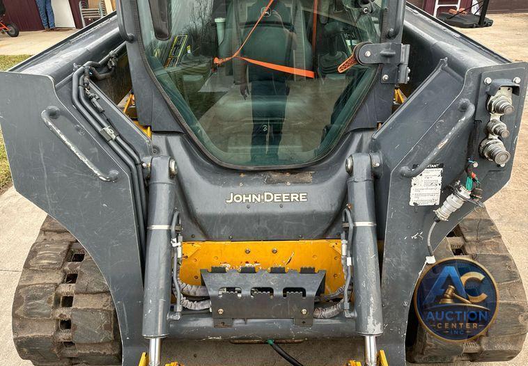 2021 John Deere 325G tracked skid steer loader