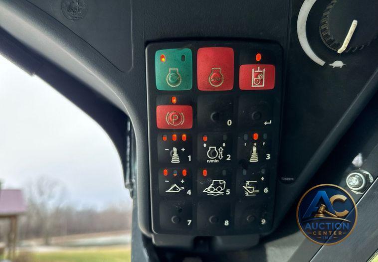 2021 John Deere 325G tracked skid steer loader