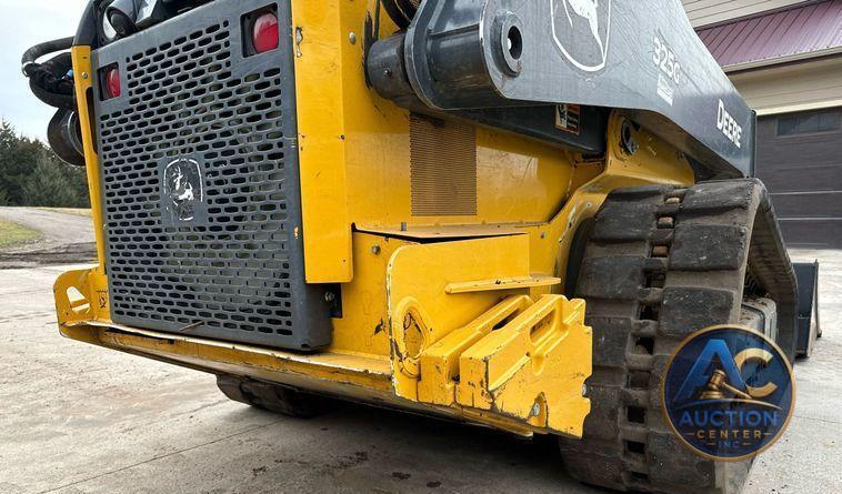 2021 John Deere 325G tracked skid steer loader