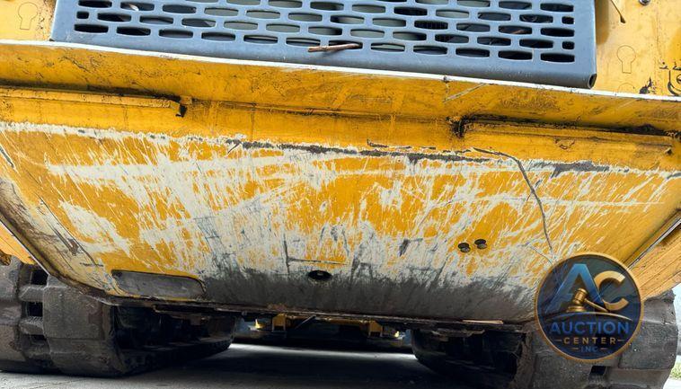 2021 John Deere 325G tracked skid steer loader