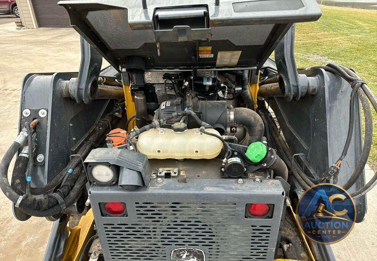 2021 John Deere 325G tracked skid steer loader