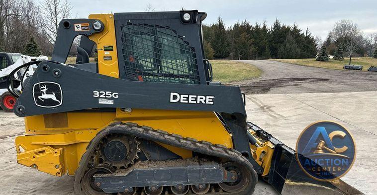 2021 John Deere 325G tracked skid steer loader