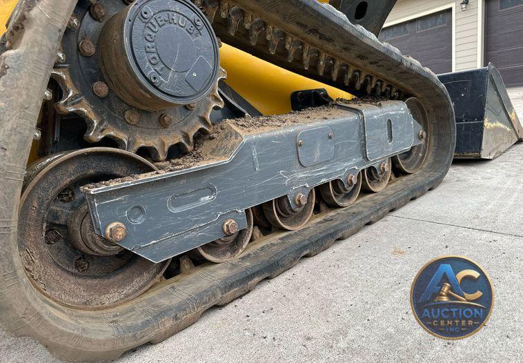 2021 John Deere 325G tracked skid steer loader