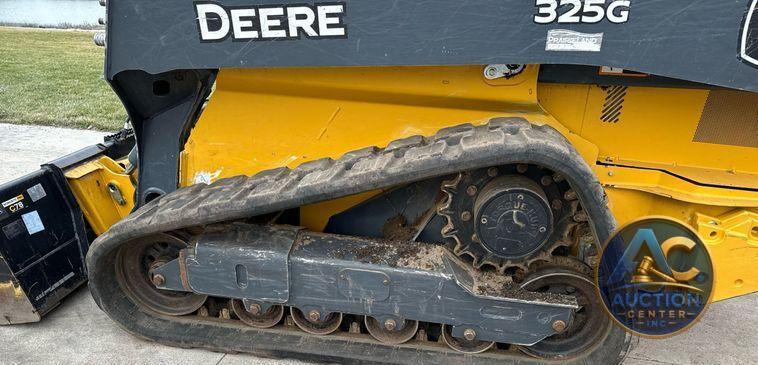 2021 John Deere 325G tracked skid steer loader