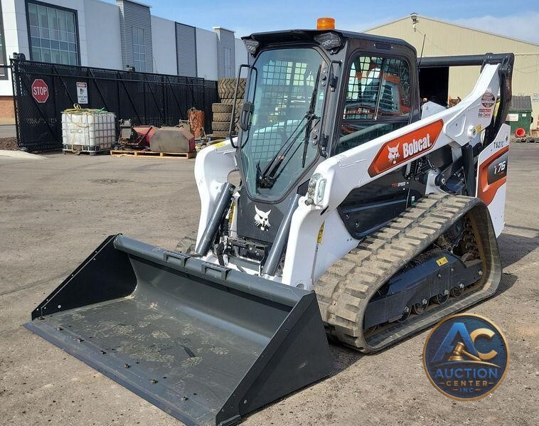 2021 Bobcat T76 skid steer loader